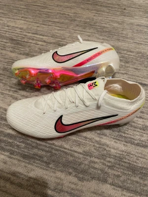 Nike mercurial fotbollsskor - Storlek 43 kan gå ner i pris i snabbköp 😁