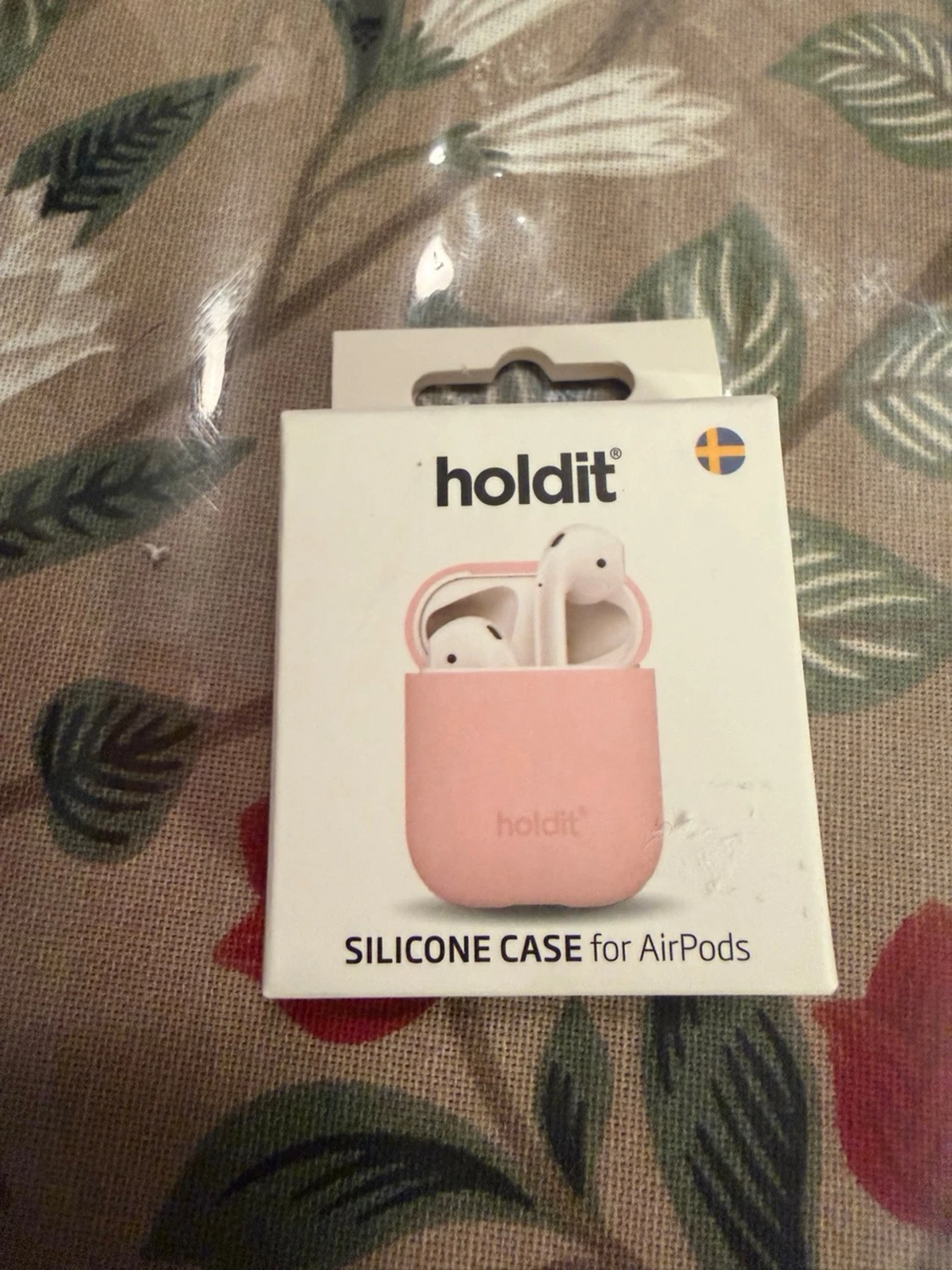 Rosa silikonfodral till AirPods Holdit
