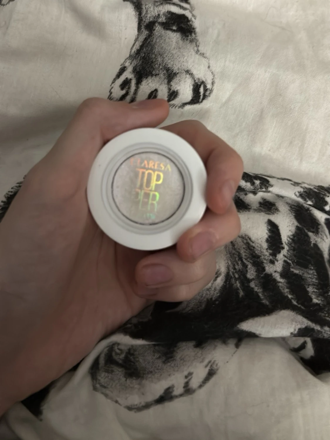 VIT GLITTRIG ÖGONSKUGGA LARESA - 1