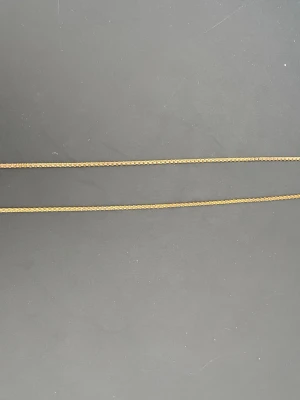 Länk halsband - Nytt! pris kan diskutera vid snabb affär