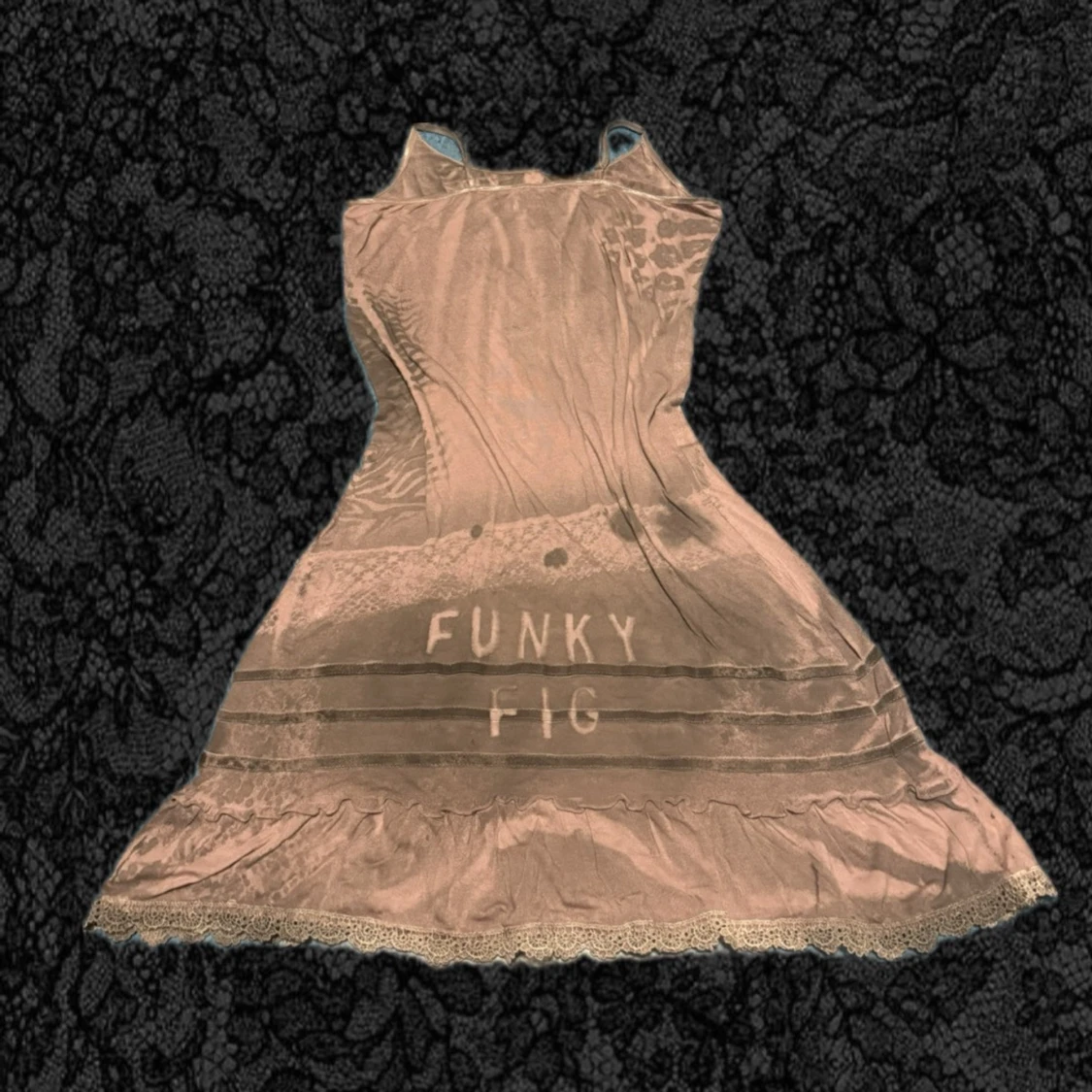 klänning från Funky Fig - 1