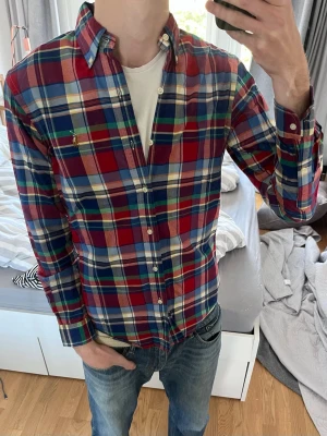 Rutig skjorta från Ralph Lauren - Riktigt snygg skjorta från Ralph Lauren | Mycket bra skick✅| Storlek S |