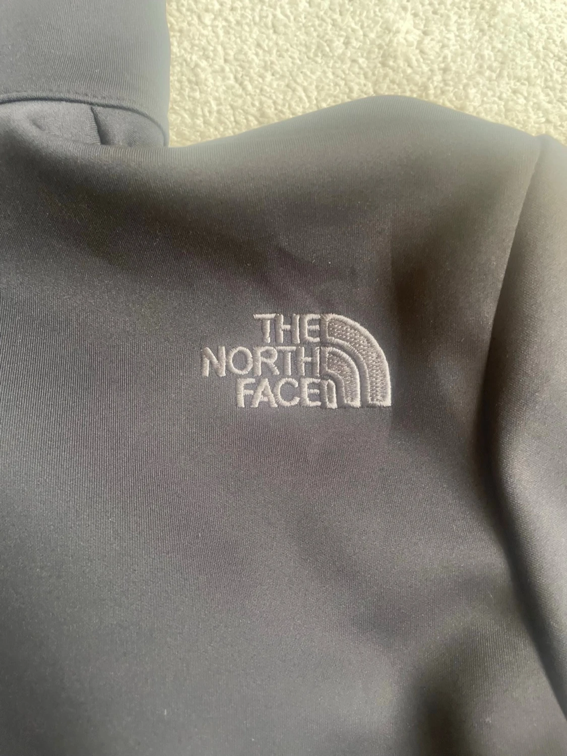  The North Face Hoodie  - 4
