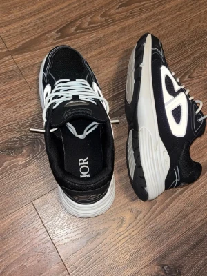 B30 helt nya - B30 skor helt nya