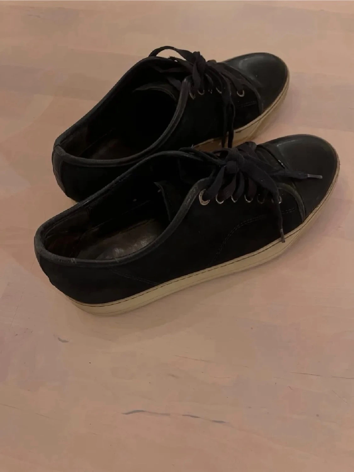 Mörkblå lanvins - 1