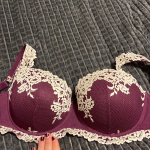 Intimissimi bh - Storlek 75c