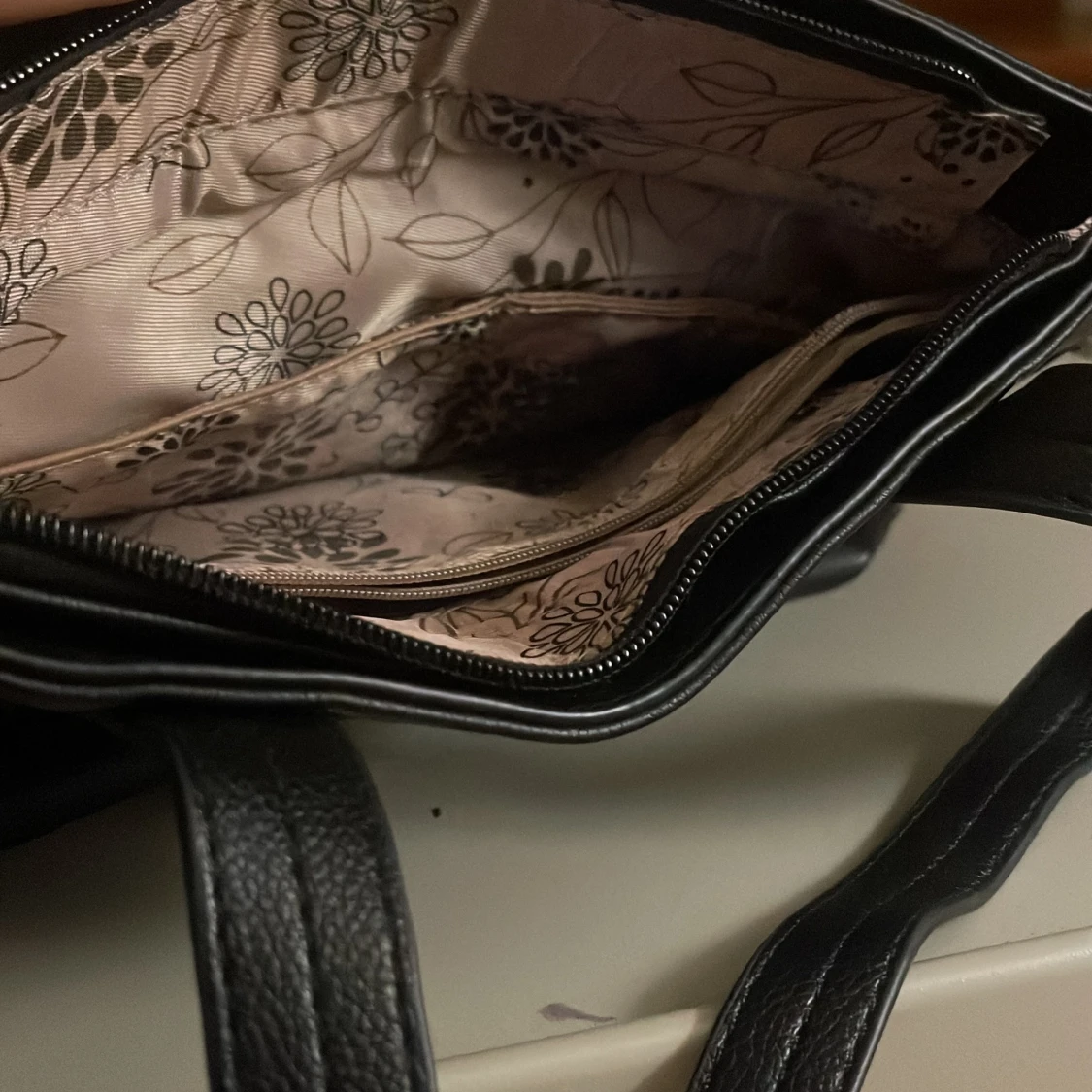 Elegant svart handväska från Zara – i toppskick! - 91