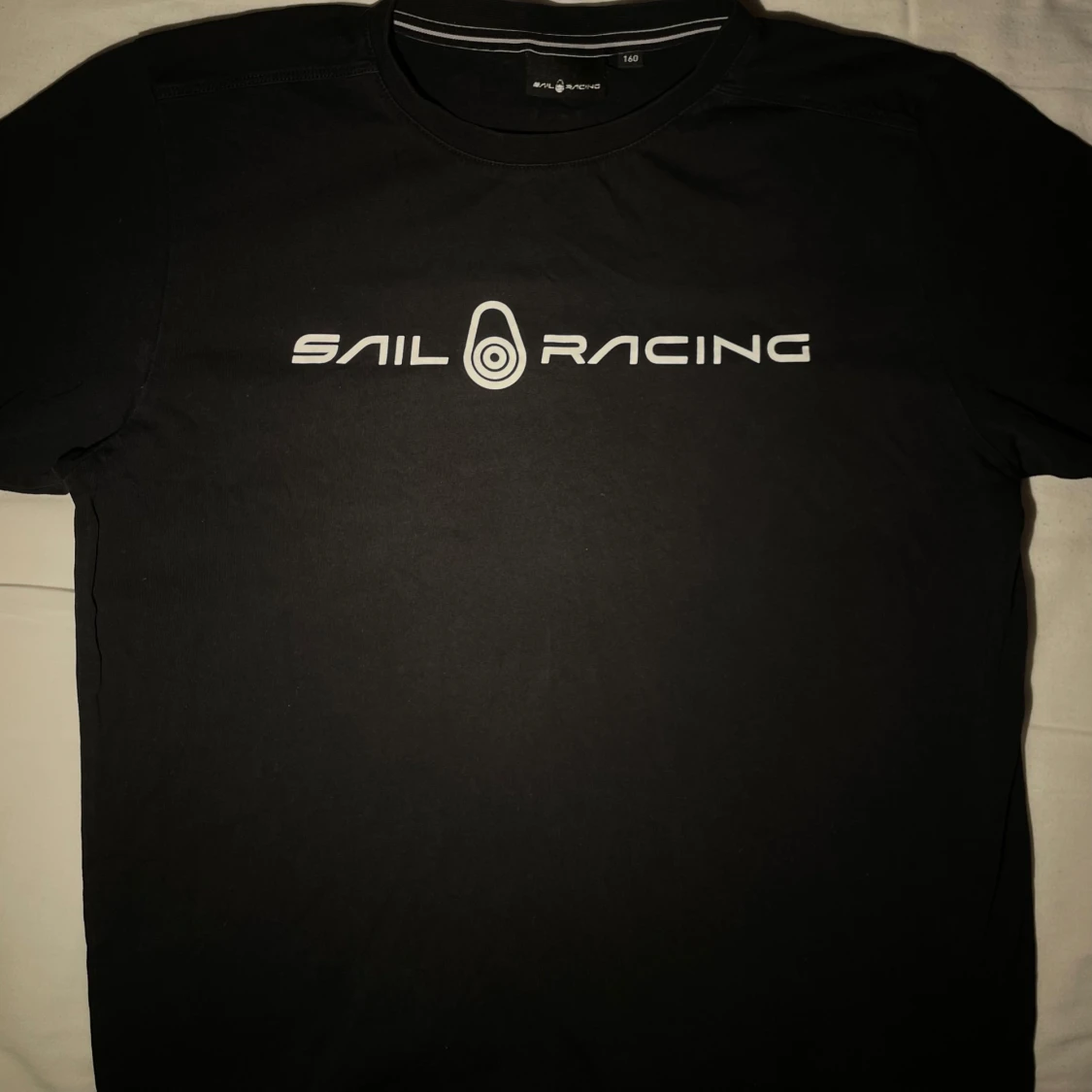 Svart Sail Racing T-shirt  - 90