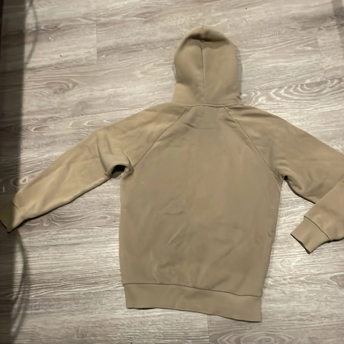 Beige hoodie från Peak Performance - 90
