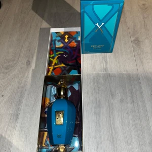 Erba Pura parfym från Xerjoff - Säljer min erba purba då den inte lukta så som jag tänkte för jag blind köpte den men tänker att jag ändå kan få en krona ut från det endast testad