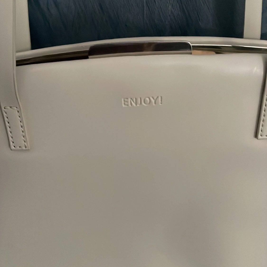 Beige axelväska från ENJOYI - 90