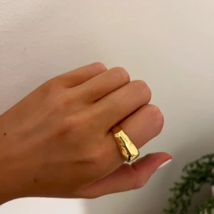 Guld ring - Superfin helt ny guld ring🤍
