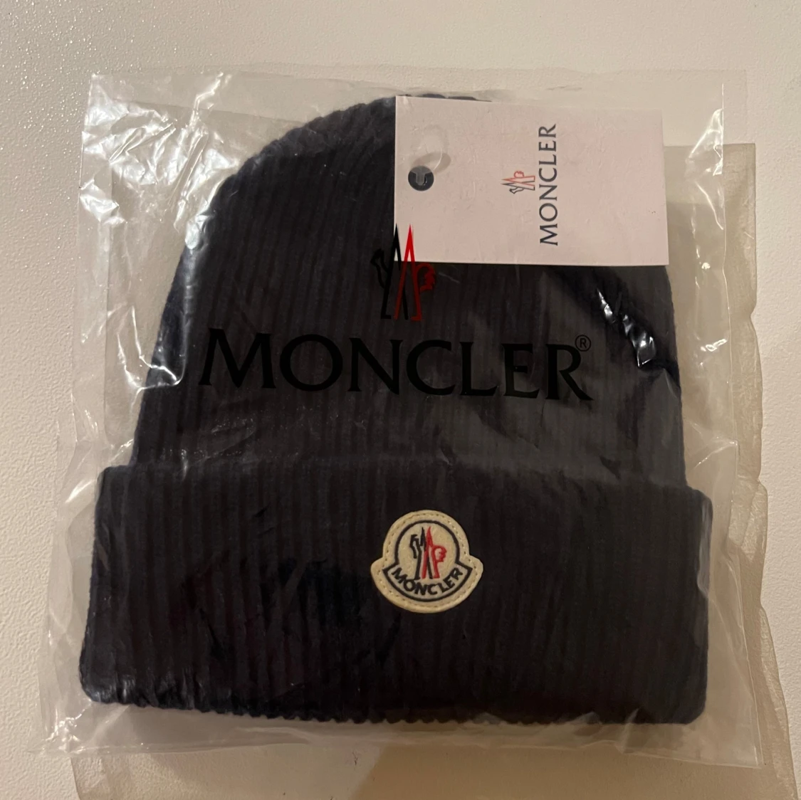 Moncler Mössa - 90