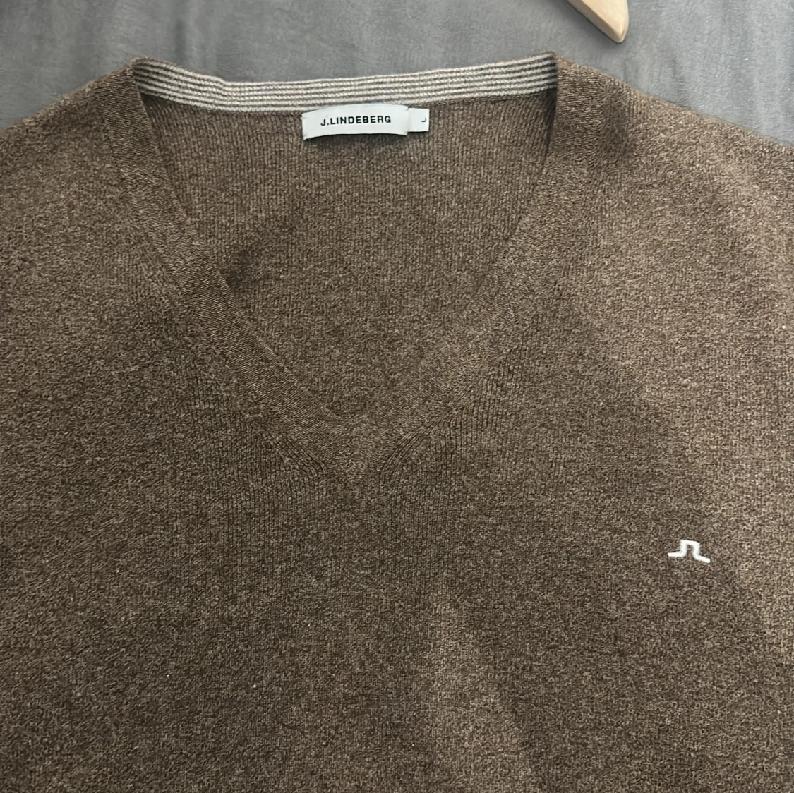 Brun tröja från J.Lindeberg - 92