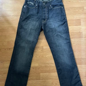 Vintage jeans  - Aldrig använda vintage jeans 