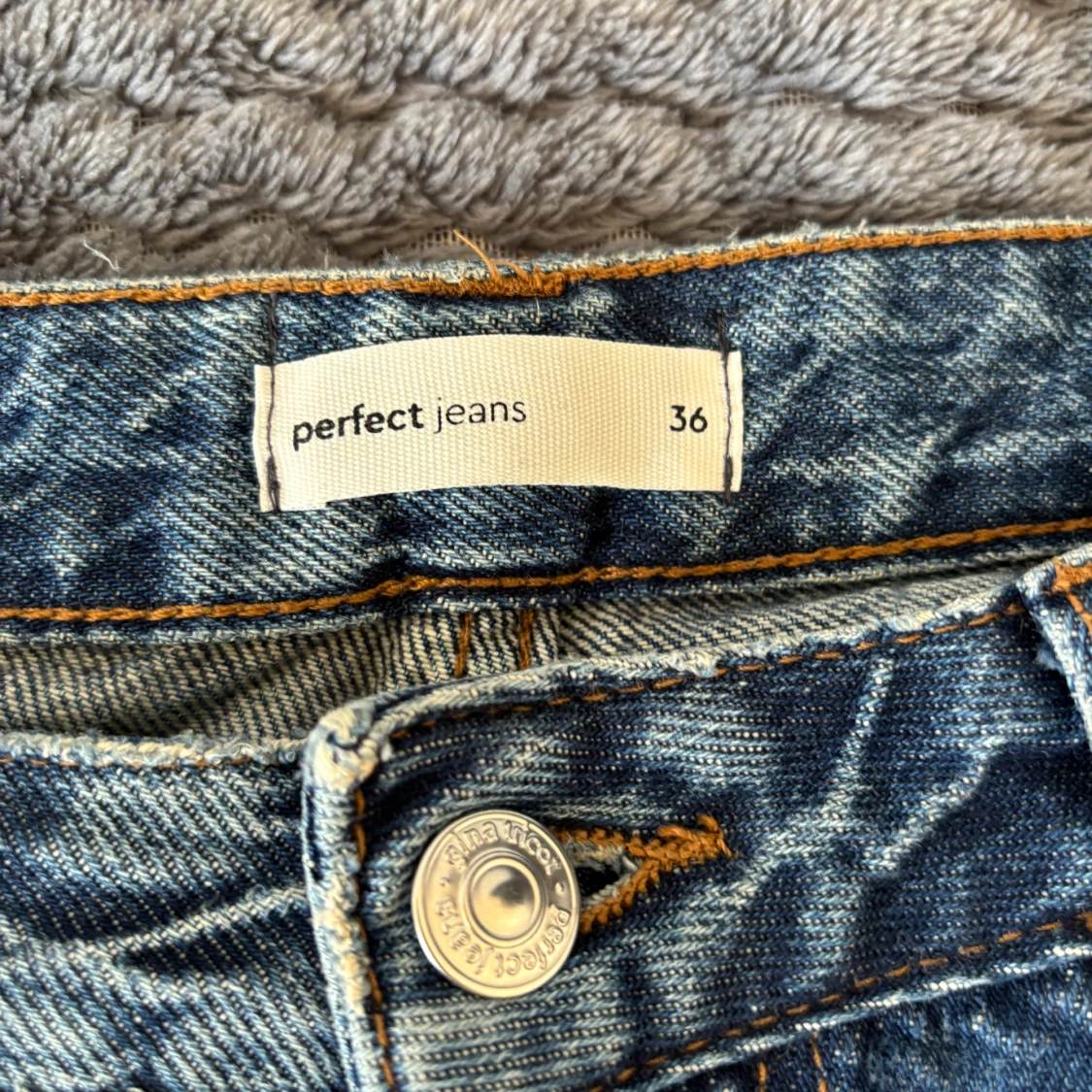 Mörkblå straight jeans  - 91