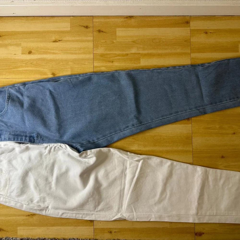 Säljer mina finaste sommar jeans. Storlek XS 34 .. Jeans & Byxor.