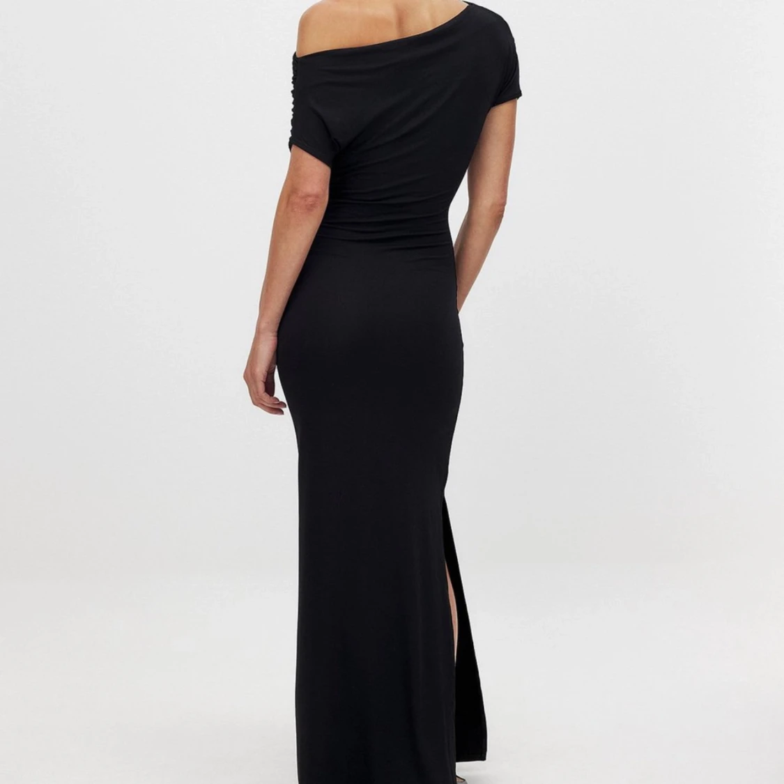 Svart klänning - 90