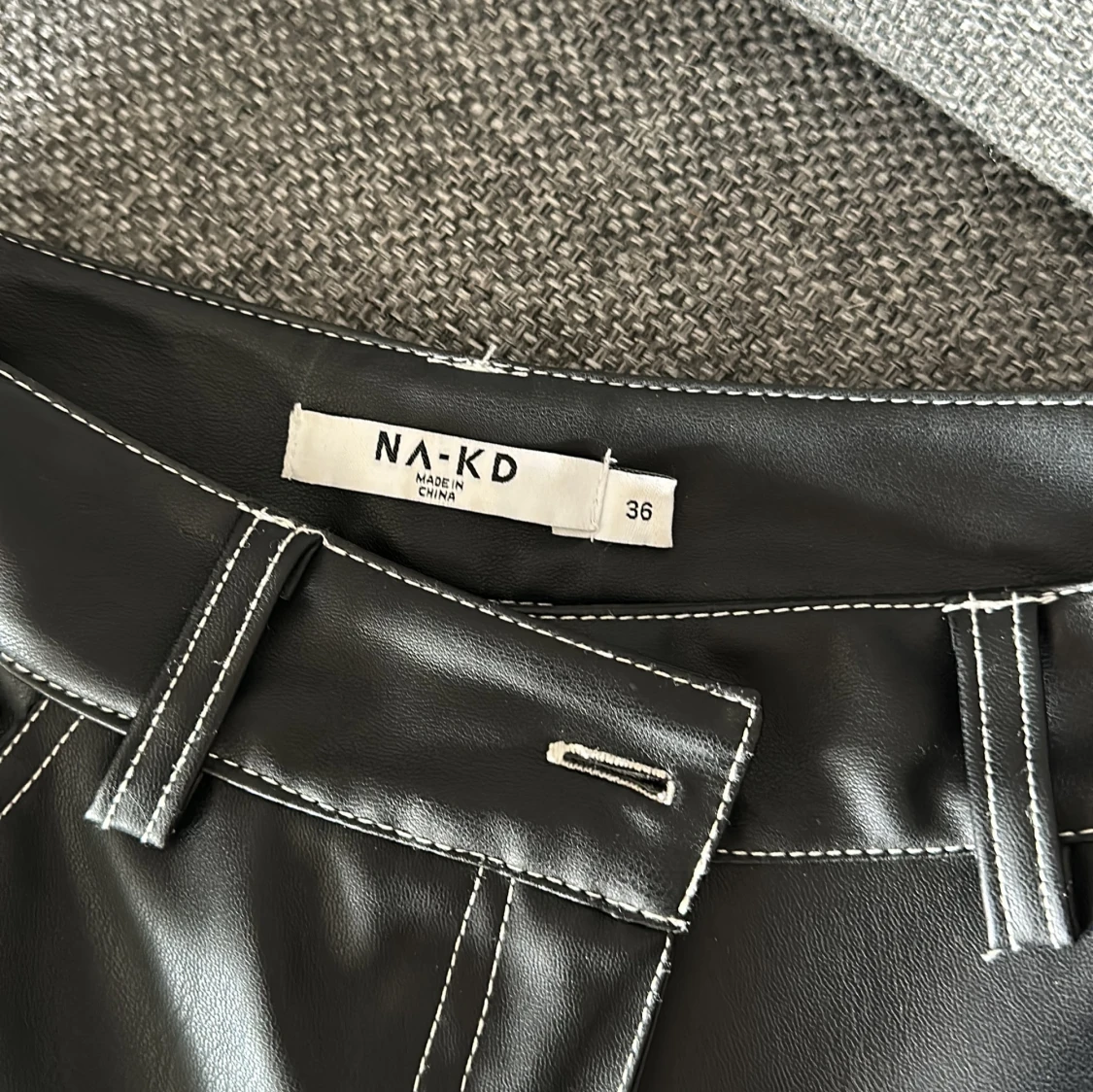 Lojsan Wallin X NAKD - 93