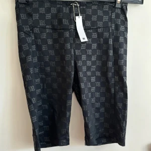 MISBV byxa - Säljer denna MISBHV byxa🖤🤩