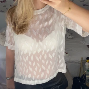 Rosemunde t-shirt  - Säljer denna superfina lite genomskinliga t-shirt från Rosemunde! I jättefint skick. Osäker på storleken men skulle säga 38/M😊 Hör jättegärna av dig vid funderingar💕