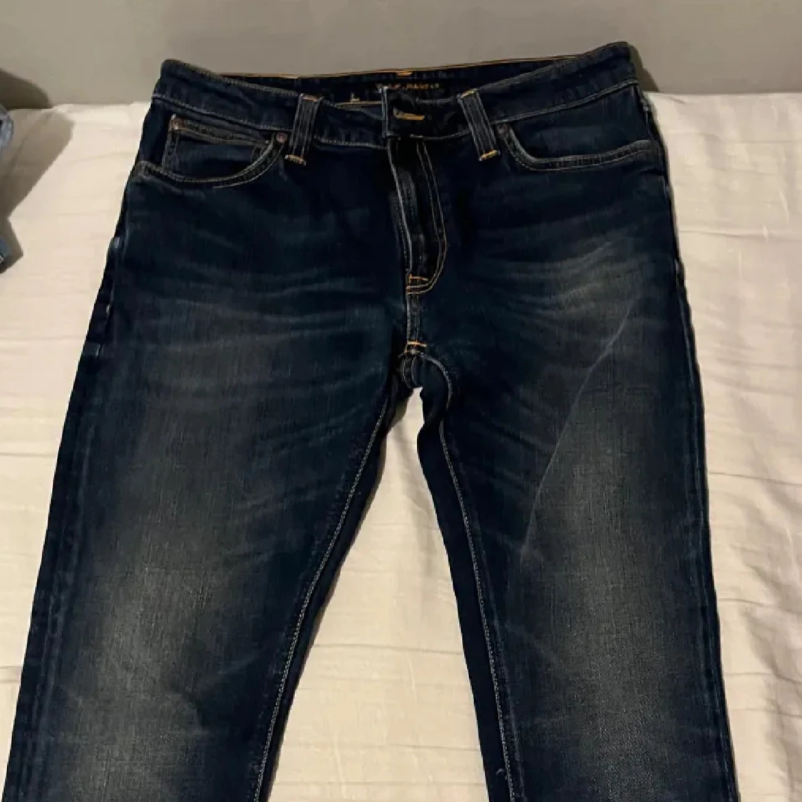 Mörkblå jeans från Nudie Jeans