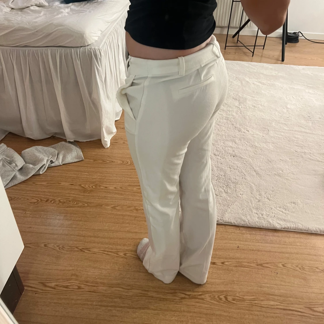 Vita kostymbyxor - 1