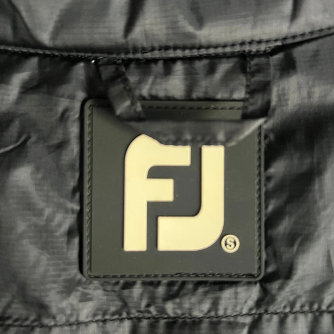 Svart väst från FootJoy - 2