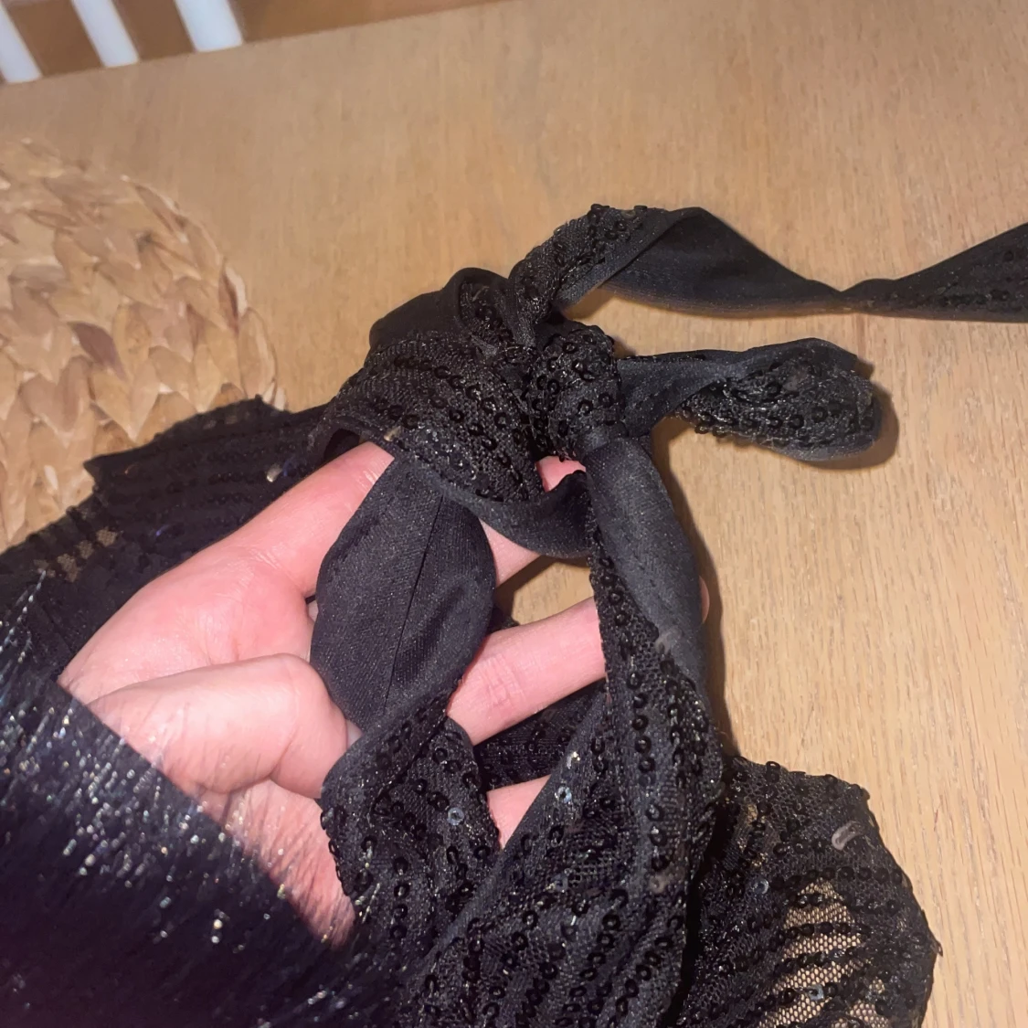 Glittrig klänning - 92