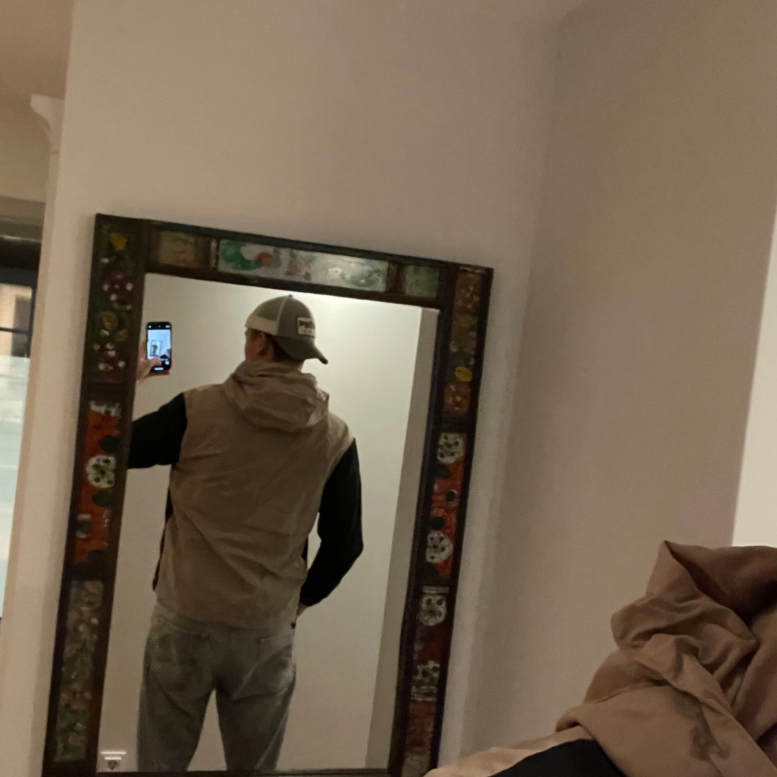 Beige och svart vindjacka - 91