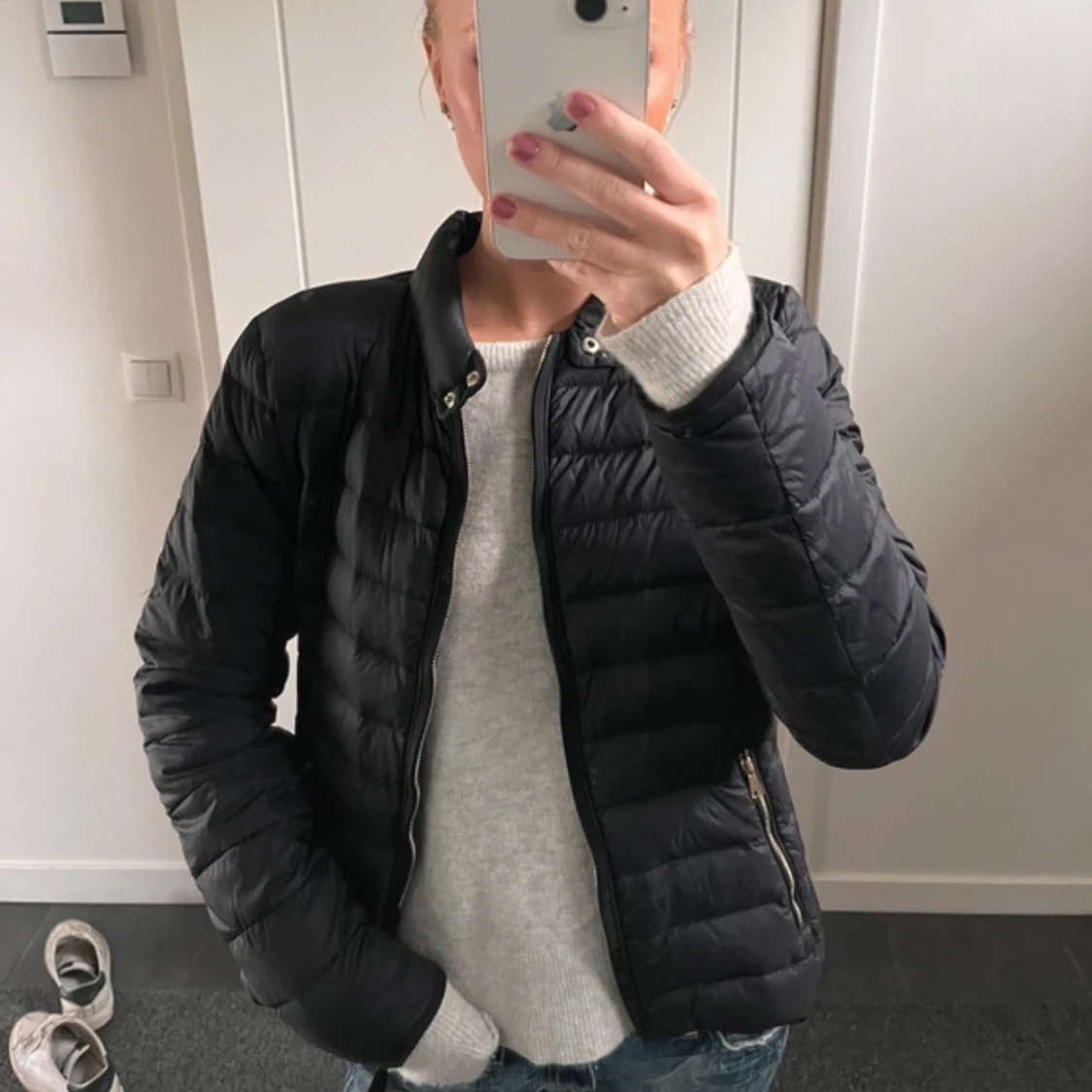 Svart puff jacka