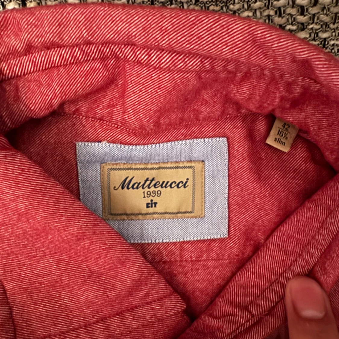 Helt ny Röd skjorta från Matteucci - 90
