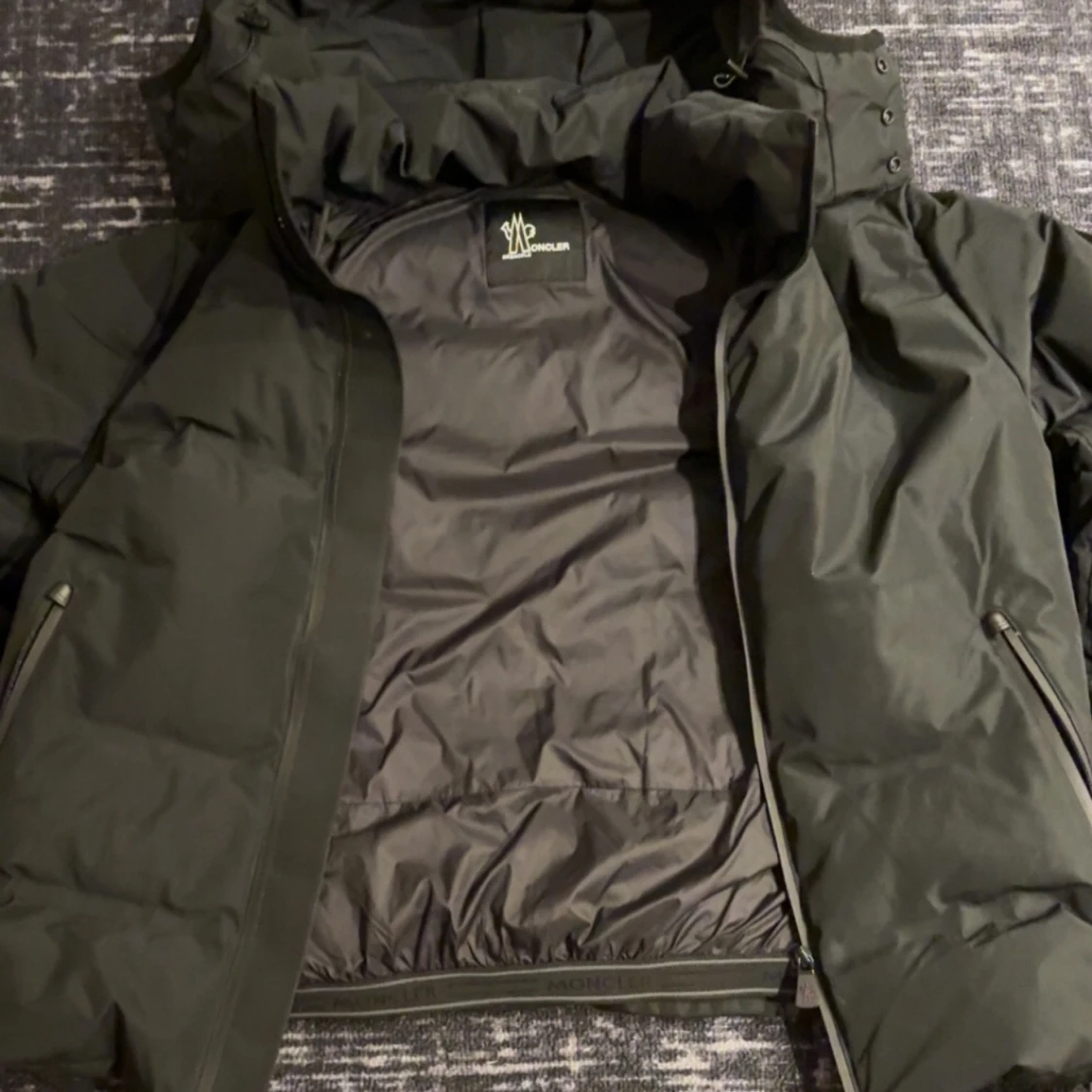 Svart vinterjacka från Moncler - 90