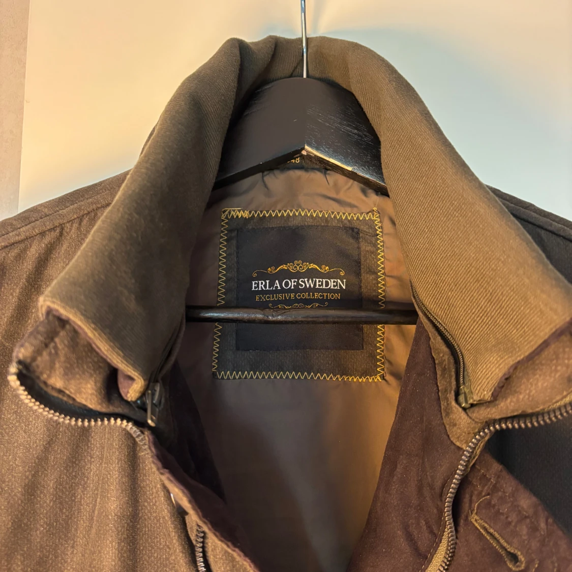 Erla of Sweden Jacka  - 92