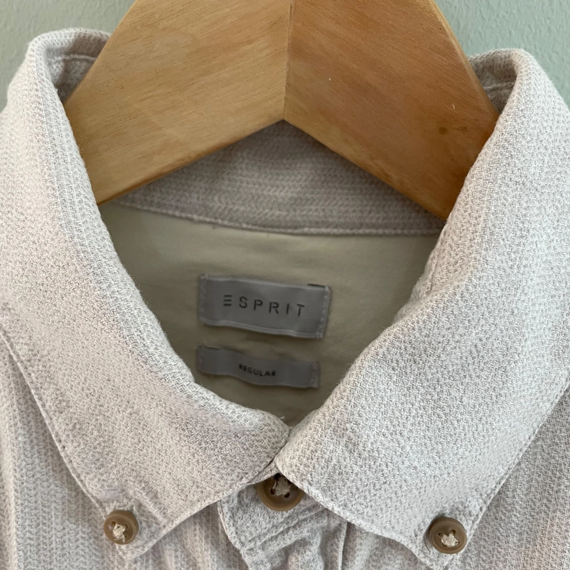 Beige skjorta från Esprit - 2
