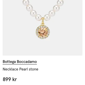Bottege Boccadamo halsband/necklace  - Den är i bra stick har kanpp använt. Typ bara 2 gånger. Ny pris 900kr☺️pris kan diskuteras 🙂