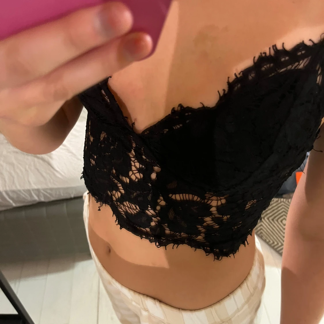 Jättefint spetslinne från make way  - 91