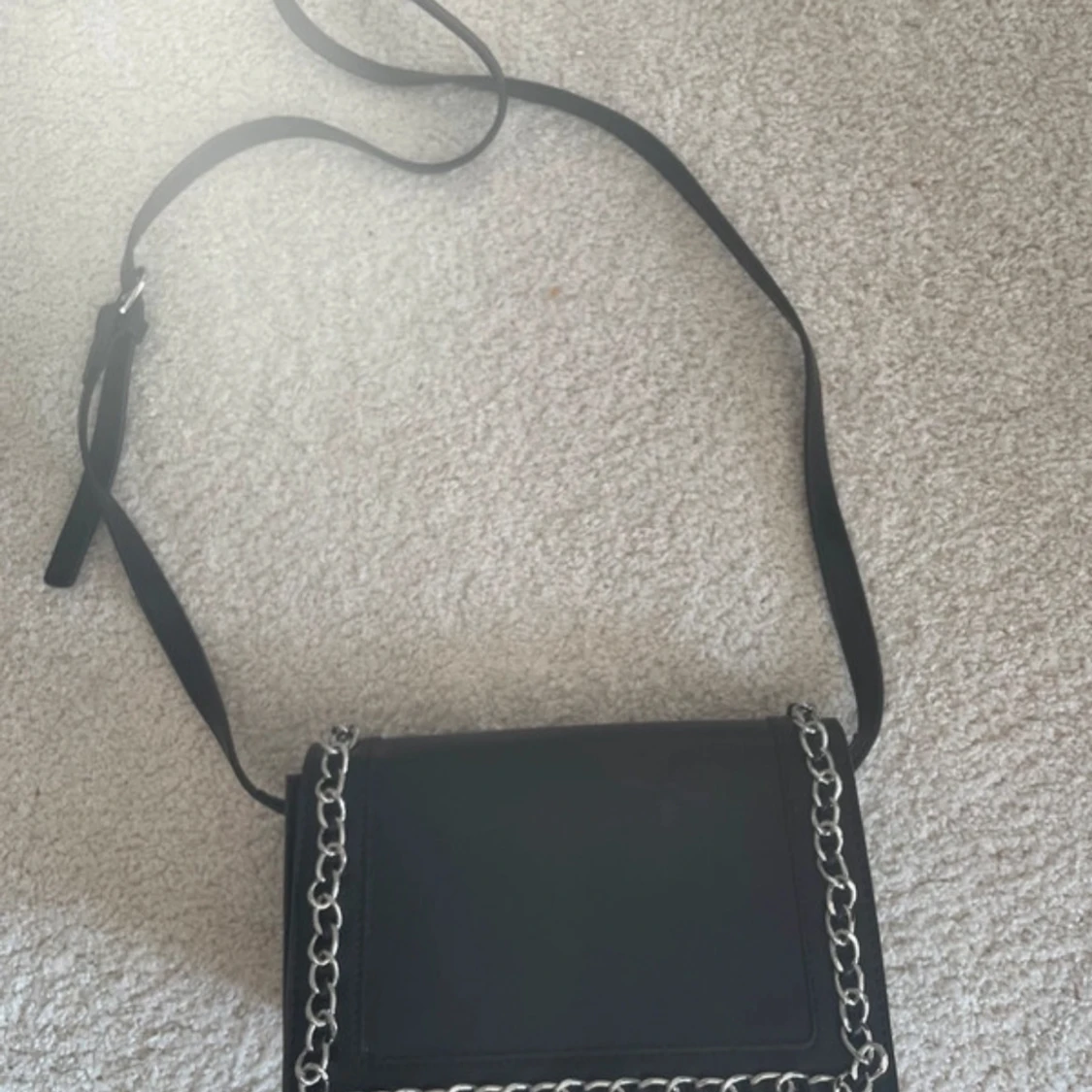 Svart väska - 90