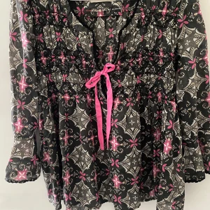Odd Molly blus  - Jätte söt Odd Molly blus i storlek S. 