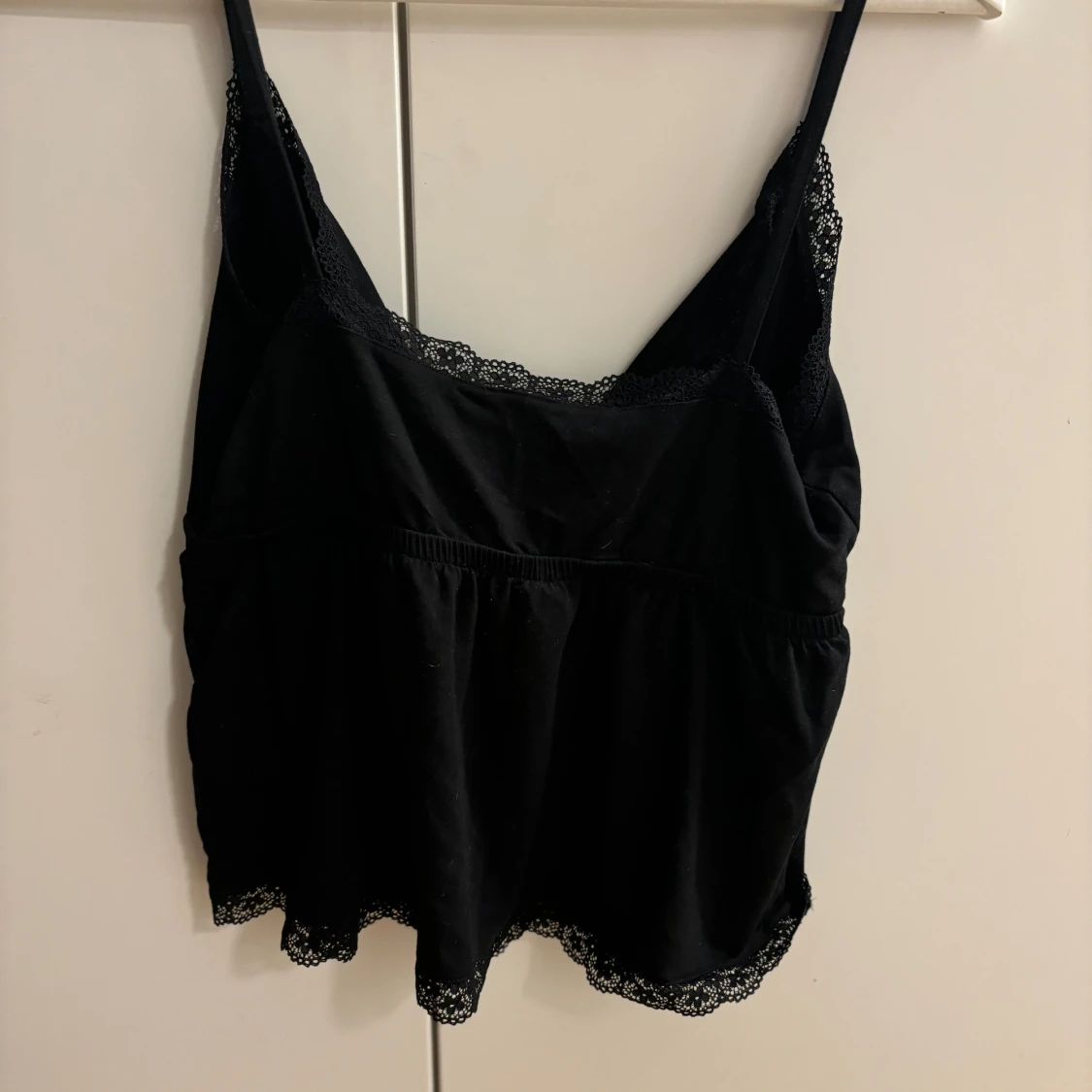 Svart linne från Nelly - 90