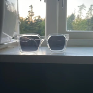 Glasögon  - Märke-okänt, köpare betalar frakt