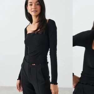 Gina tricot topp  - Jättefin tröja från Gina , aldrig använd 