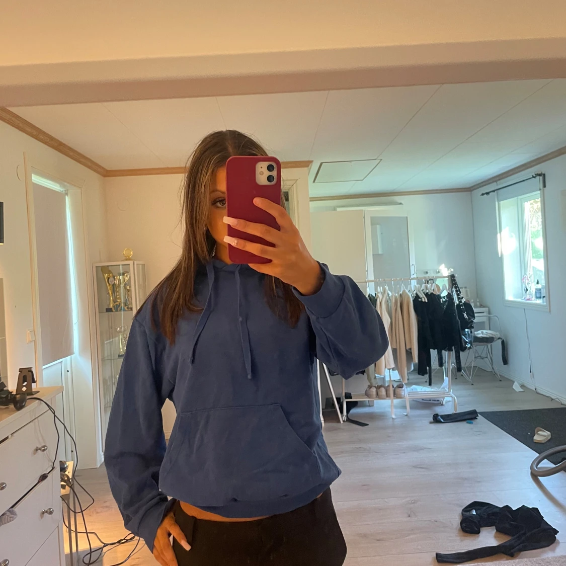 Mörkblå hoodie  - 90