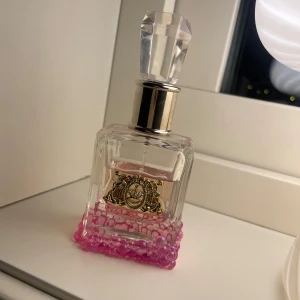 Parfym  - Juicy Couture Viva La Juicy Le Bubbly. Använd men mycket kvar