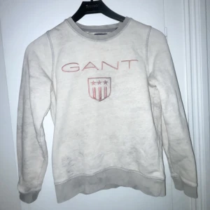  sweatshirt från GANT - Säljer en sweatshirt från GANT 