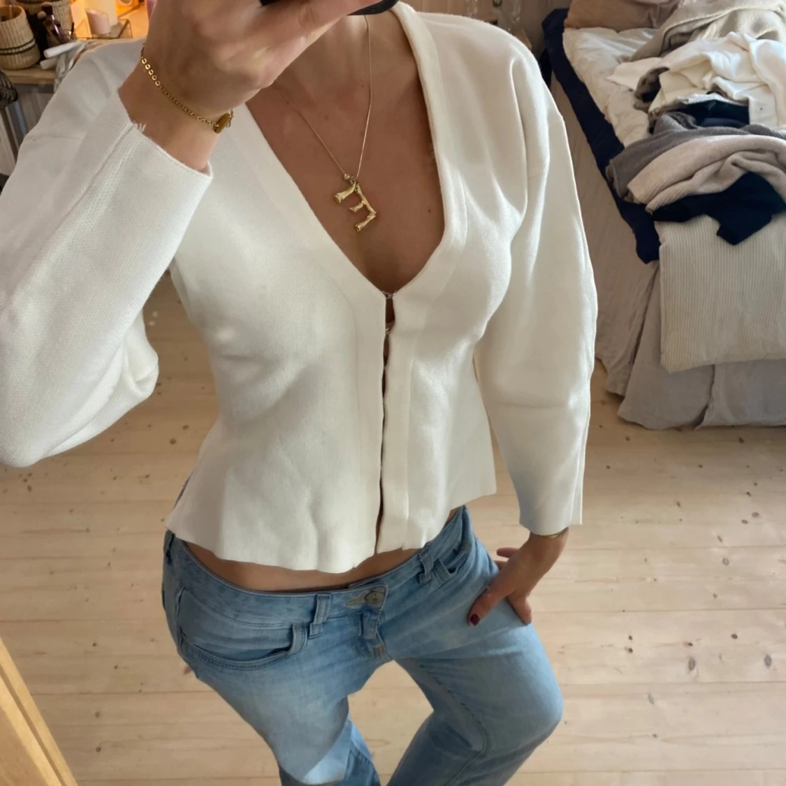 Vit v-ringad topp - 93