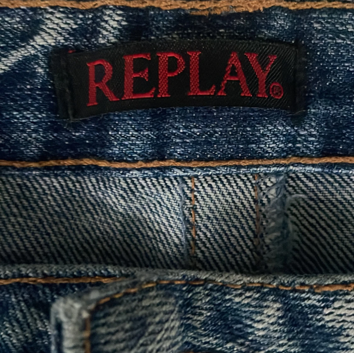 Grå jeans från Replay - 28