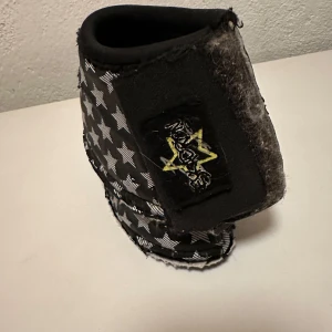 Eskadron boots  - Eskadron boots storlek cob, använda och slitna, se bild. Men väldigt fina på håll!