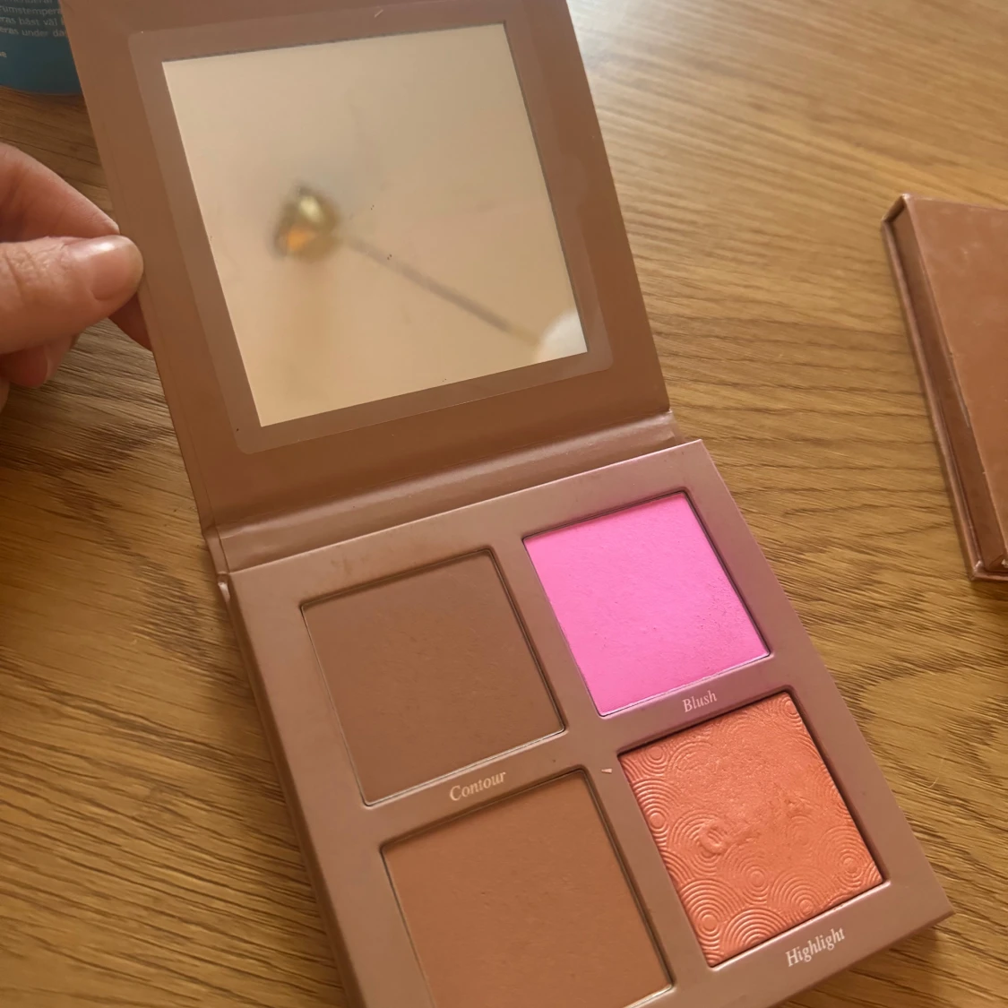 Face Palette CAIA - 90