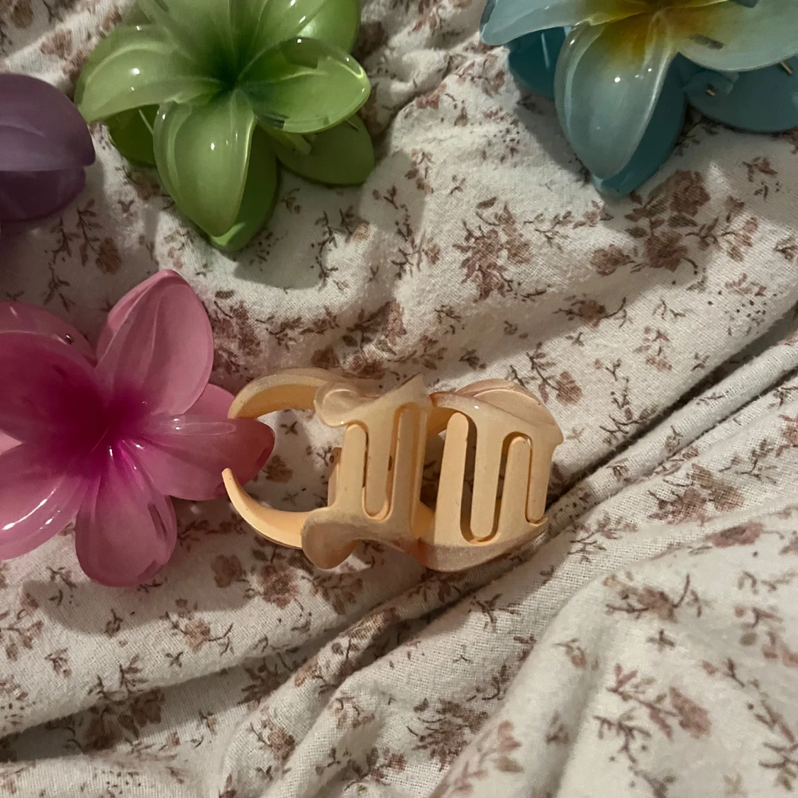 Blomhårklämmor - 90